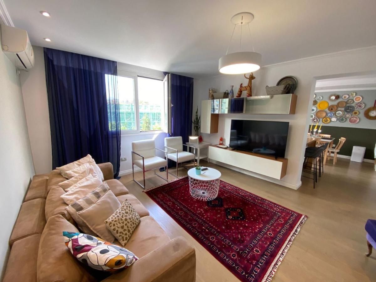 Cozy & Stylish Apartment Тирана Экстерьер фото